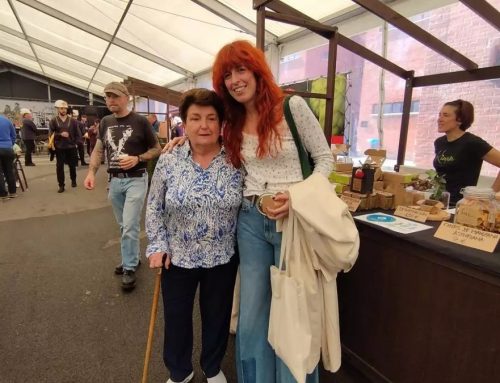 Jovita González, «muy emocionada», conoce el Sotón, donde su padre fue picador